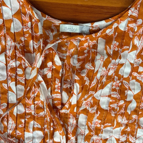 NWOT Nimbu beautiful floral sleeveless blouse - Picture 3 of 12